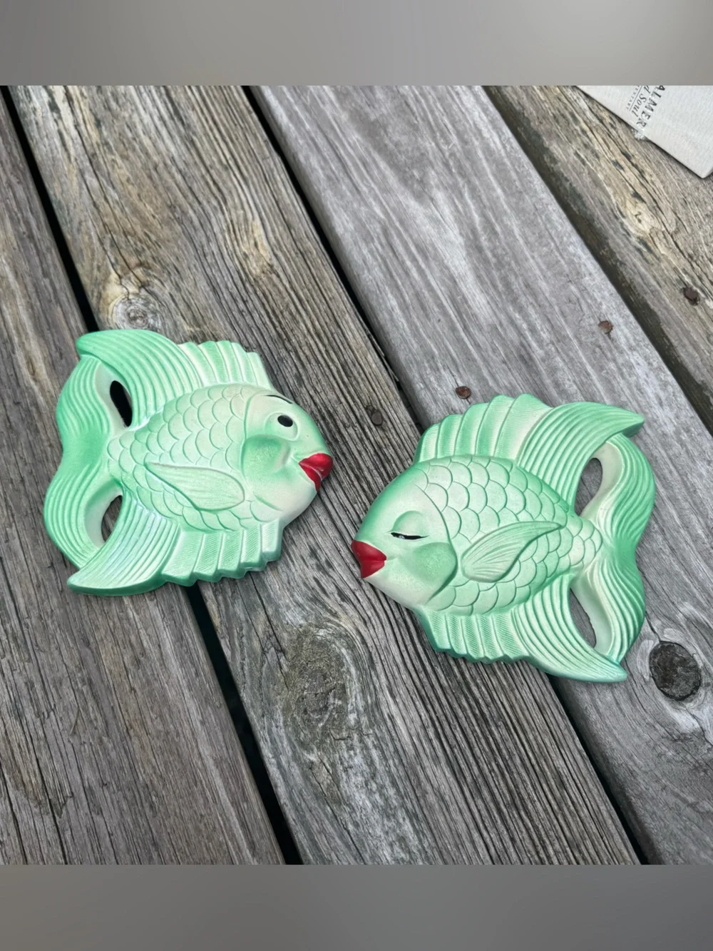 vintage 1954 Miller Studio chalkware fish wall plaques green red set bathroom